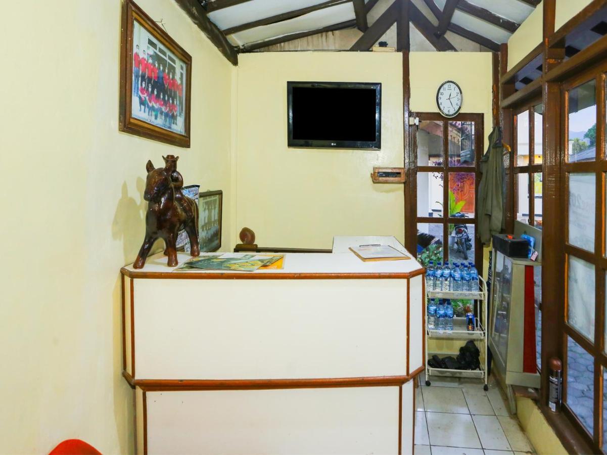 Oyo 93136 Hotel Santo Djaya 2 Bogor Kültér fotó