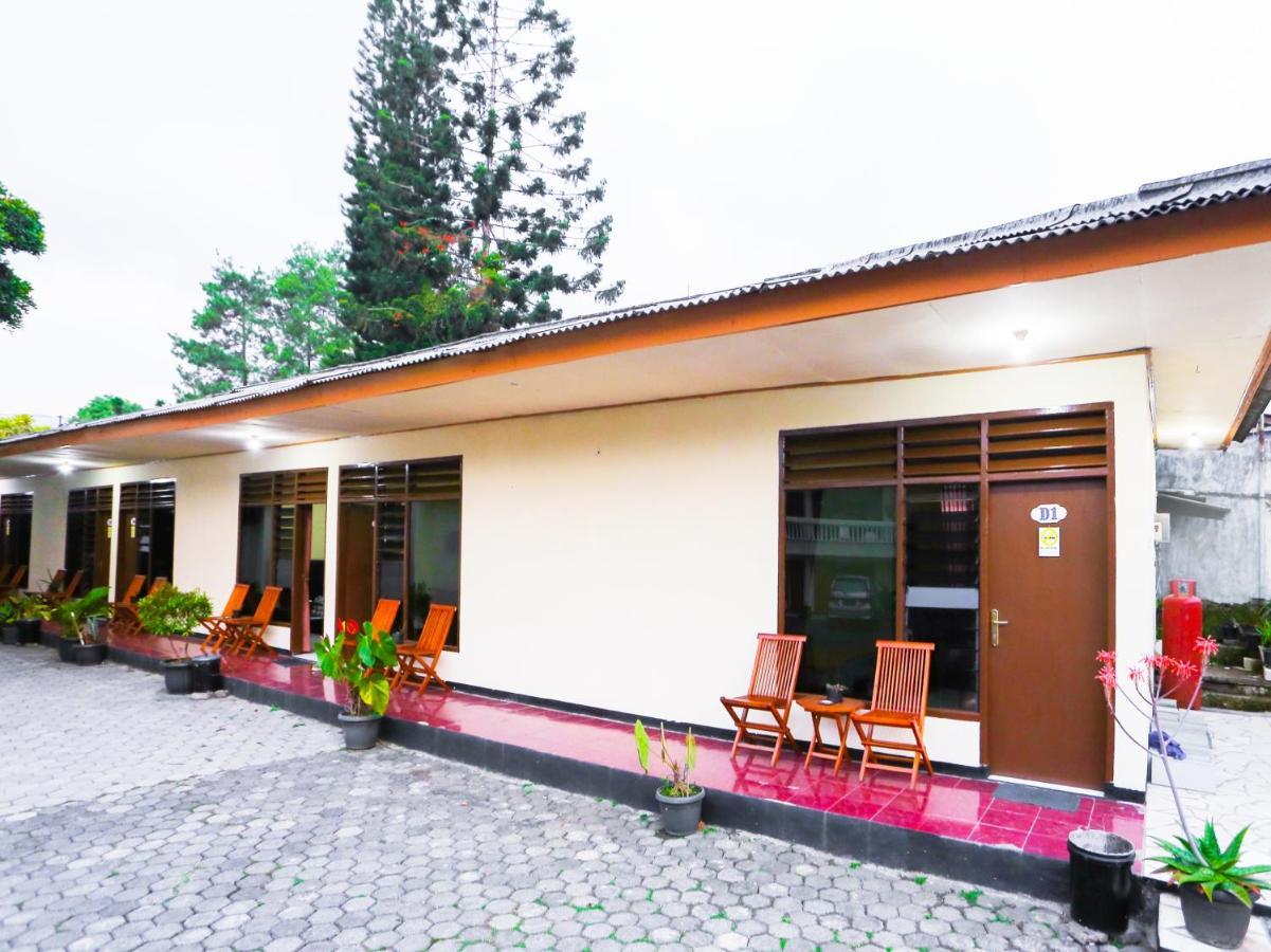 Oyo 93136 Hotel Santo Djaya 2 Bogor Kültér fotó