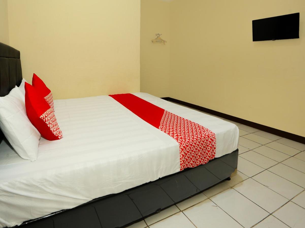 Oyo 93136 Hotel Santo Djaya 2 Bogor Kültér fotó