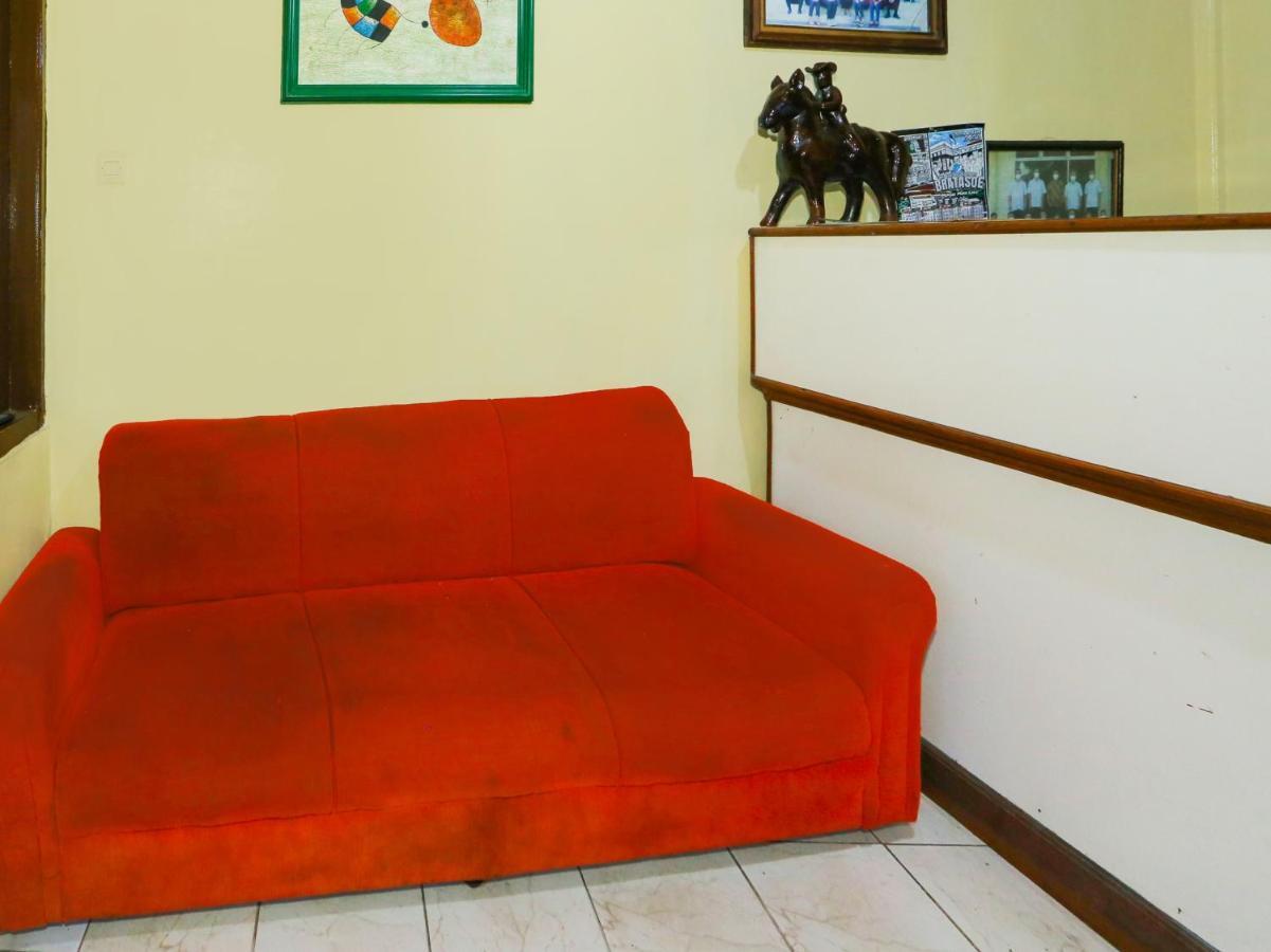 Oyo 93136 Hotel Santo Djaya 2 Bogor Kültér fotó